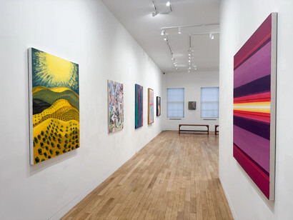 Various artists, Beyond the surface, exhibition view. Courtesy of Upsilon Gallery