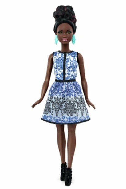 Barbie de piel negra