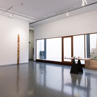 Alegría and Piñero, Aboa(c)aoba, exhibition view. Courtesy of Alarcón Criado gallery