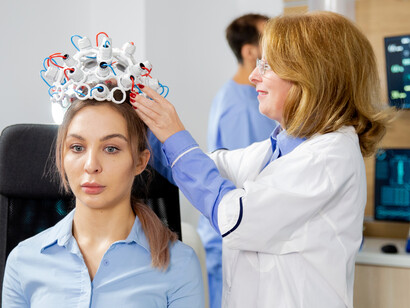 Pesquisa científica. Plasticidade Cerebral: a compreensão da capacidade do cérebro de se adaptar e modificar suas conexões neurais pode abrir caminho para novas abordagens terapêuticas