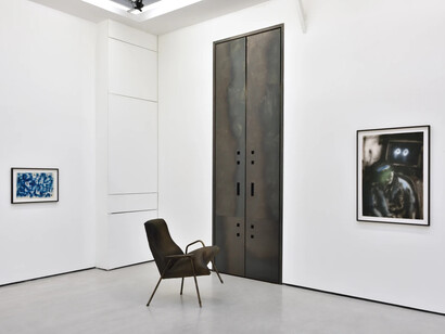 Various artists, C'est de la bombe, bébé, exhibition view. Courtesy of Galerie Christophe Gaillard