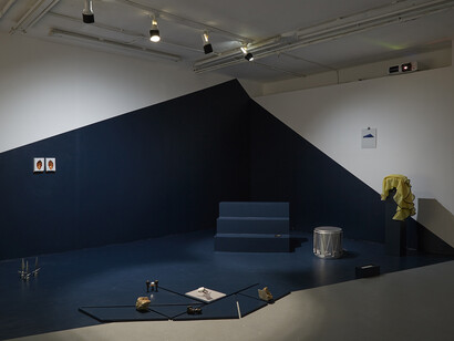 (play)ground-less, installation view