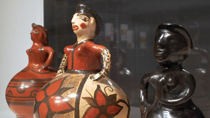 Maribel Sánchez, "Mucuras omuneca", Cerámica, Mesoamérica Tierra Encendida, 2021