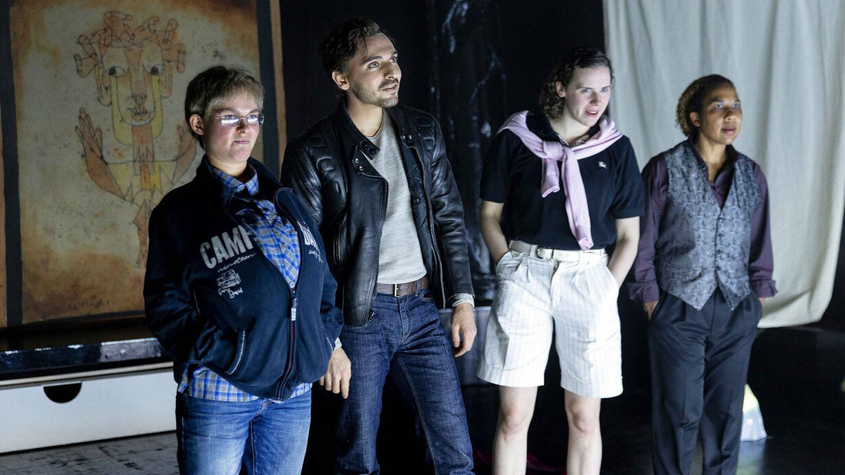 Männerphantasien. Courtesy of the Deutsches Theater