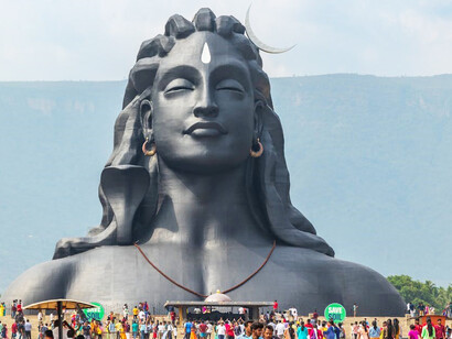 Grand Shakti statue in Booluvampatti, Tamil Nadu: a spiritual landmark in India