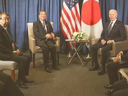 On November 15, commencing at 2:30 p.m. for approximately 10 minutes, Mr. ISHIBA Shigeru, Prime Minister of Japan, visiting Lima, Peru to attend the APEC Summit Meeting, held a meeting with the Honorable Joseph R. Biden, Jr., President of the United States of America