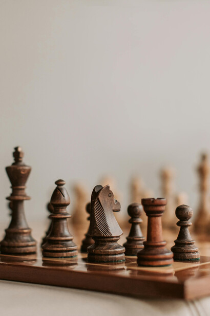 Experimentos mostram que estímulos subjetivos influenciam decisões, sugerindo que o livre-arbítrio pode ser limitado