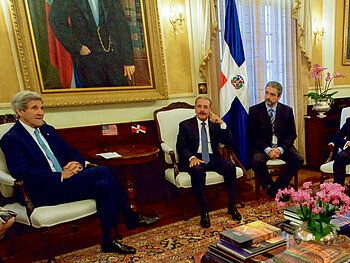 At the Presidential Palace in Santo Domingo, Dominican Republic, on the 14th of June, 2016, Danilo Medina, the President of the Dominican Republic at the time, engaged in a handshake with John Kerry, who served as the U.S. Secretary of State