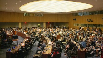 La coopération internationale au cœur de la lutte contre le crime organisé, la Convention de Palerme, en Italie, adoptée sous l’égide des Nations Unies, demeure le socle juridique mondial contre les réseaux transnationaux