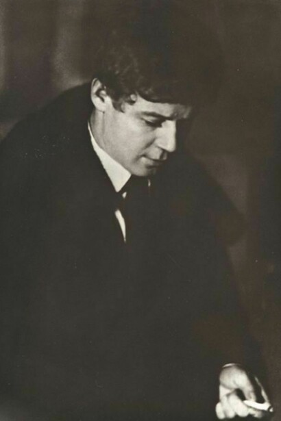 Sergej Yesenin, ca. 1920, vintage print, 17,6 x 11,7 cm ©