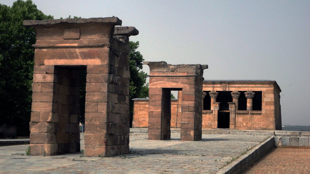 Foto del Templo de Debod, Madrid, España. Colección Jorge M. González
