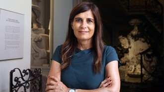 Alessandra Quarto, laureata in Architettura, dirige il Museo Poldi Pezzoli dal 2 gennaio 2023. Dal 2003 al 2011 ha lavorato al Polo museale napoletano. Dal 2016 al 2021 è stata vicedirettrice della Pinacoteca di Brera