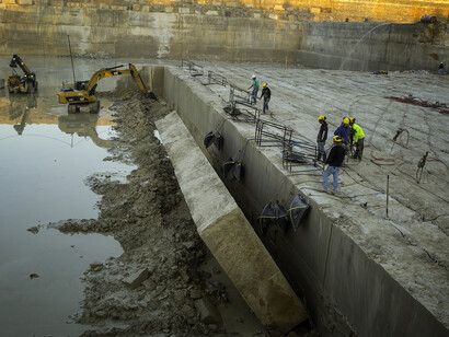 Tom Duffy - Dropping the Wall