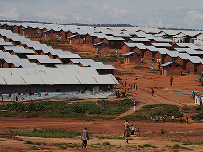 UNHCR has been feverishly preparing shelter in the new Dadaab camps, © UNHCR/B.Bannon