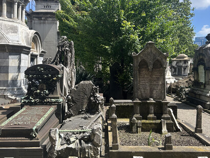 Jewish section, this historic cemetery, nestled in Milan's Garibaldi district in Italy, serves as the resting place for notable figures such as Bruno Munari and Alessandro Manzoni