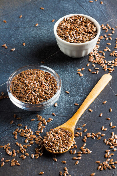 Healthy flax seeds (linseed) packed with essential nutrients, perfect for boosting well-being and maintaining hormonal harmony
