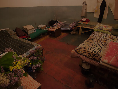 Families in Donetsk Petrovski are currently residing in a bomb shelter