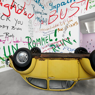 Walid Raad, Like a rubber rung on a ladder, exhibition view. Courtesy of Galerie Thomas Schulte