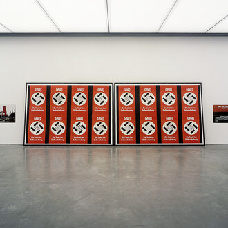 Hans Haacke, Und ihr habt doch gesiegt (documentary) (detail), 1988 / 2001. Mit freundlicher genehmigung der Bundeskunsthalle