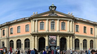 La Academia Sueca representa esa validación institucional y burocrática que figuras como Sartre y Tolstói decidieron rechazar para preservar la libertad de sus obras y la honestidad frente a sus lectores