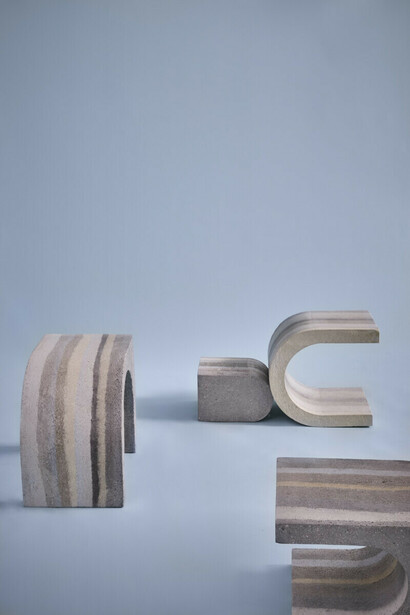 Betil Daḡdelen, Off by an inch, exhibition view. Courtesy of Cristina Grajales Gallery