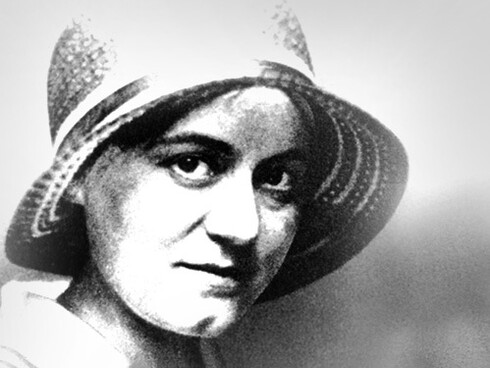 Teresa Benedicta de la Cruz fue una filósofa, mística, religiosa carmelita descalza, mártir y santa alemana de origen judío