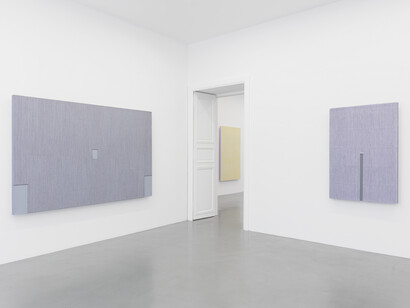 View of the exhibition Écriture at Perrotin Paris October 12 – December 21
Photo: Claire Dorn
© Courtesy of the artist & Perrotin