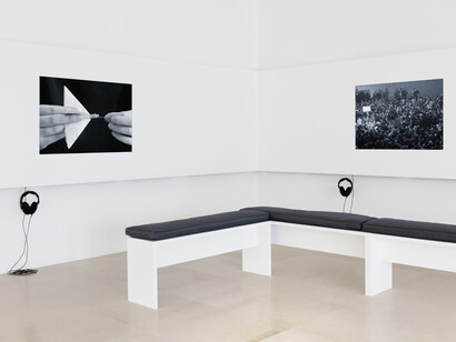 Harun Farocki, Inextinguishable fire, exhibition view. Courtesy of Greene Naftali Gallery