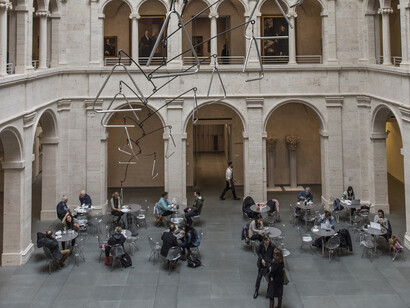 Calderwood Courtyard and Arcades, Carlos Amorale’s Triangle Constellation, Photo courtesy of the Harvard Art Museums, Photographer: Peter Vanderwarker