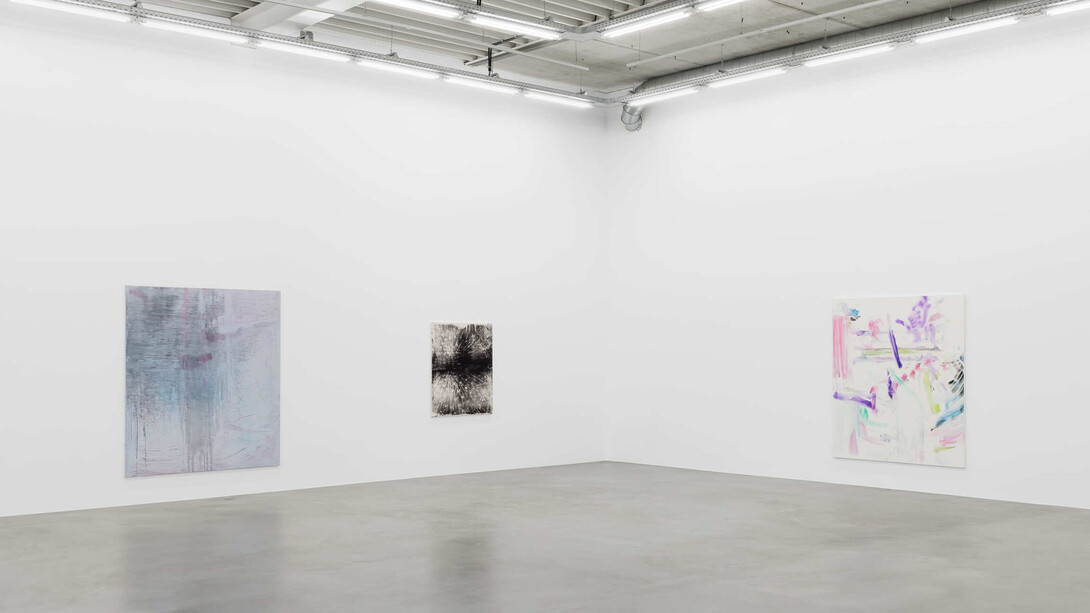 Jean-Baptiste Bernadet, Successo evidente (Hidden tracks), exhibition view. Courtesy of Almine Rech