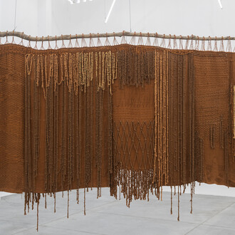 Angélica Serech, Temps entrelacé – deep time, vue de l'exposition. Avec l'aimable autorisation du Musée international de la Croix-Rouge et du Croissant-Rouge