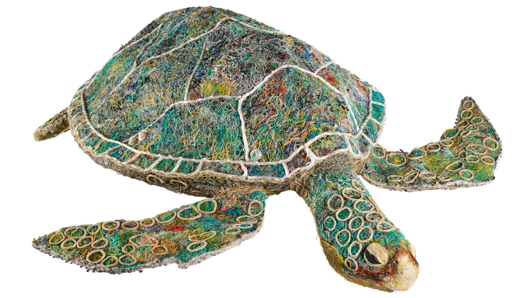 Tortue Merad d’Underdown Cay (Merad Turtle from Underdown Cay) par collectif du Centre d’Art d’Erub
Australie, Queensland, détroit de Torrès, île Erub, Meriam Mer. 2015, Corde en polypropylène sur armature métallique, Acquis du Centre d’Art d’Erub en 2017 par l’intermédiaire de Stéphane Jacob (Arts
d’Australie). Photo: © MEG, J. Watts