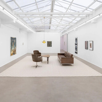 Various artists, Secret skins, exhibition view. Courtesy of Rodolphe Janssen Gallery