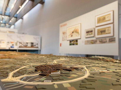 Various artists, Italia in movimento. Autostrade e futuro, exhibition view. Courtesy of Maxxi