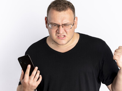 Cellphone addiction often leads to higher stress