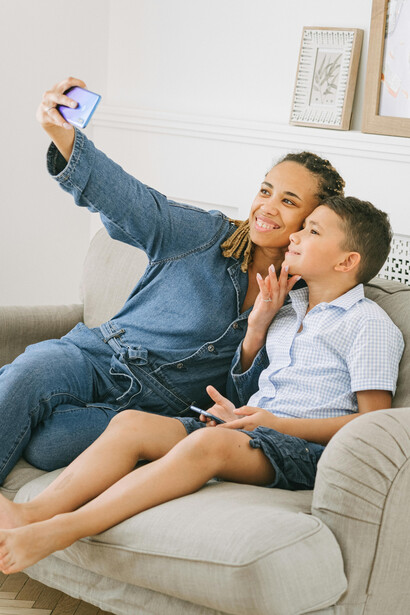 Comunidades negras, indígenas e quilombolas sofrem com a expropriação de terras, poluição e eventos climáticos extremos devido ao racismo ambiental