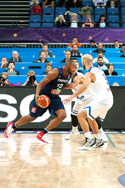 Match du groupe A de l'EuroBasket 2017 entre la Grèce et la France à la Hartwall Arena à Helsinki, Finlande, le 2 septembre 2017. Photo par Tuomas Vitikainen