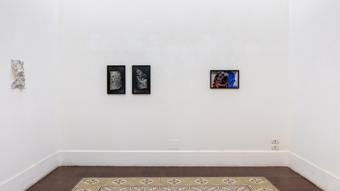 Giovanni Giaretta, It takes a while to learn to talk the long language of the rocks, exhibition view. Courtesy of Galleria Tiziana Di Caro