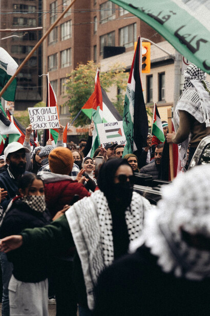 O aumento da instabilidade no Oriente Médio devido ao conflito entre Israel e Palestina pode afetar os preços do petróleo e a segurança energética global