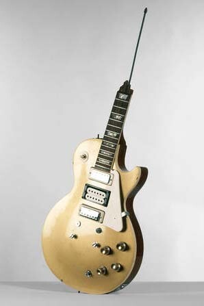 Les Paul Guitar broken by Pete Townshend, Gibson, about 1960. Museum no. S.12-1978. © V&A Images