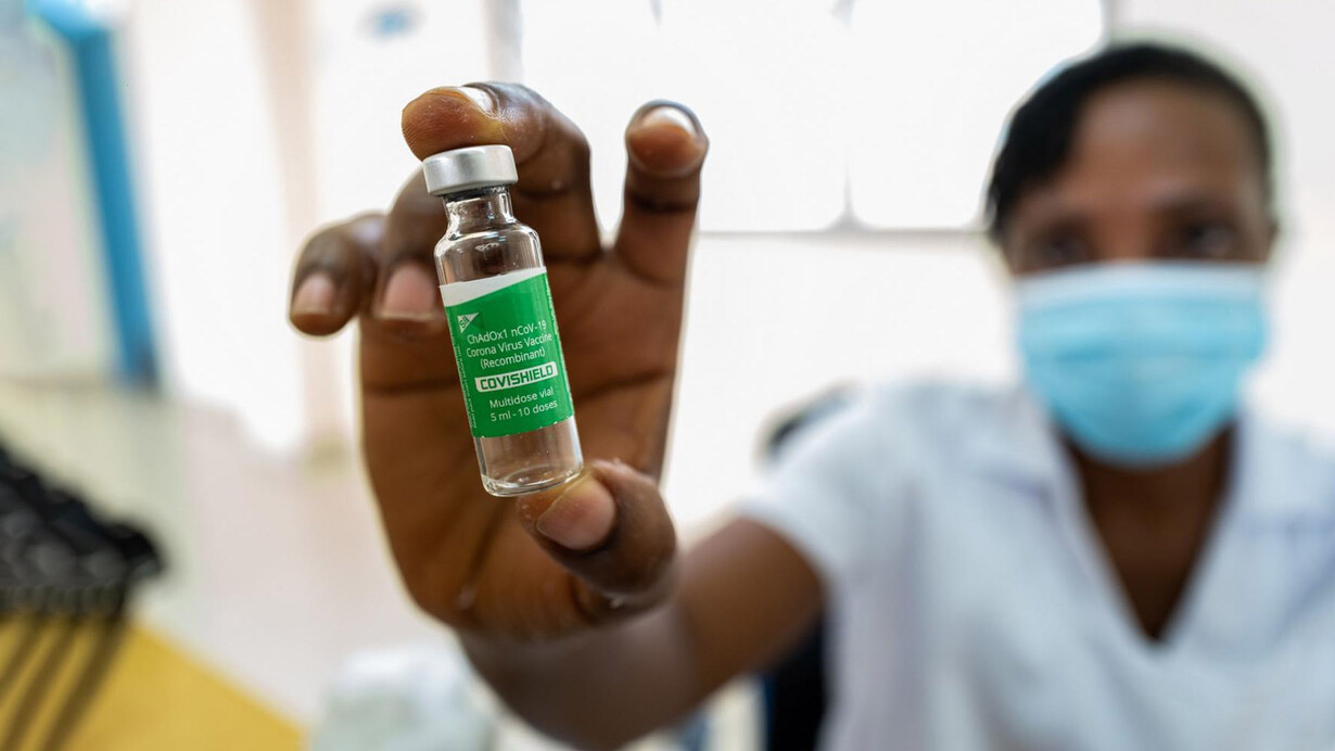 With the Covax-initiative a giant transfer of Covid-19 vaccines to developing countries is taking place