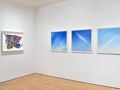 Various artists, A woman’s place is in the workshop, exhibition view. Courtesy of Gemini G.E.L. at Joni Moisant Weyl