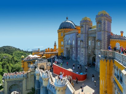 Oggi, il Castello di São Jorge è una delle principali attrazioni turistiche di Lisbona. Oltre alle sue fortificazioni, ospita un museo che espone reperti archeologici rinvenuti nel sito, Lisbona, Portogallo