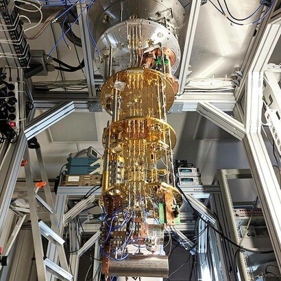 Parte criogenica del frigorifero per permettere il calcolo quantistico