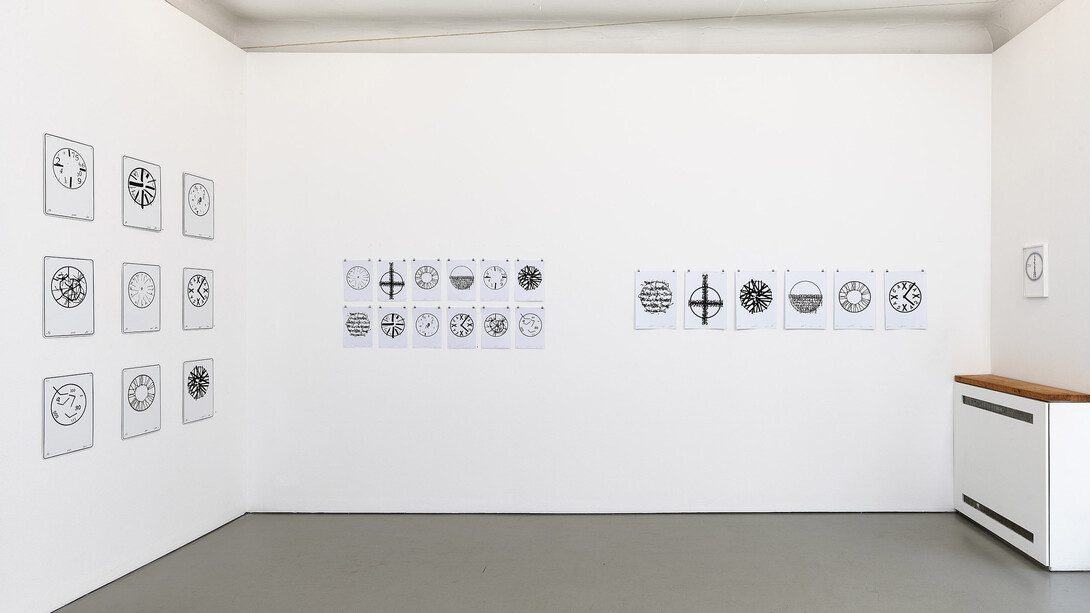 Ursula Sax, Unuhren und Frühe Werke (Unclocks and Early works), exhibition view. Courtesy of Semjon Contemporary