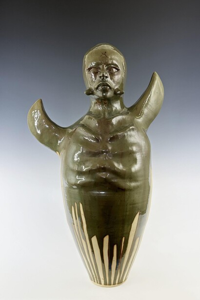 Virgil Ortiz, Watchman tseka. Courtesy of Turner Carroll Gallery and Virgil Ortiz