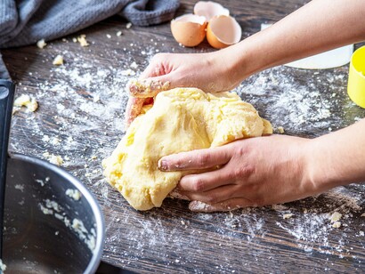Kneading the dough in this homemade environment is the best way to know which ingredients are be placed in your food and will hopefully won't include gluten