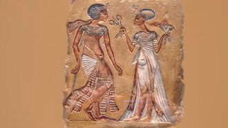 A veces se cuenta como una historia de luz. Yo prefiero contarla como una historia de agua. Akhenatón y Nefertiti (Egipto antiguo). Nuevo Museo de Berlín, Alemania