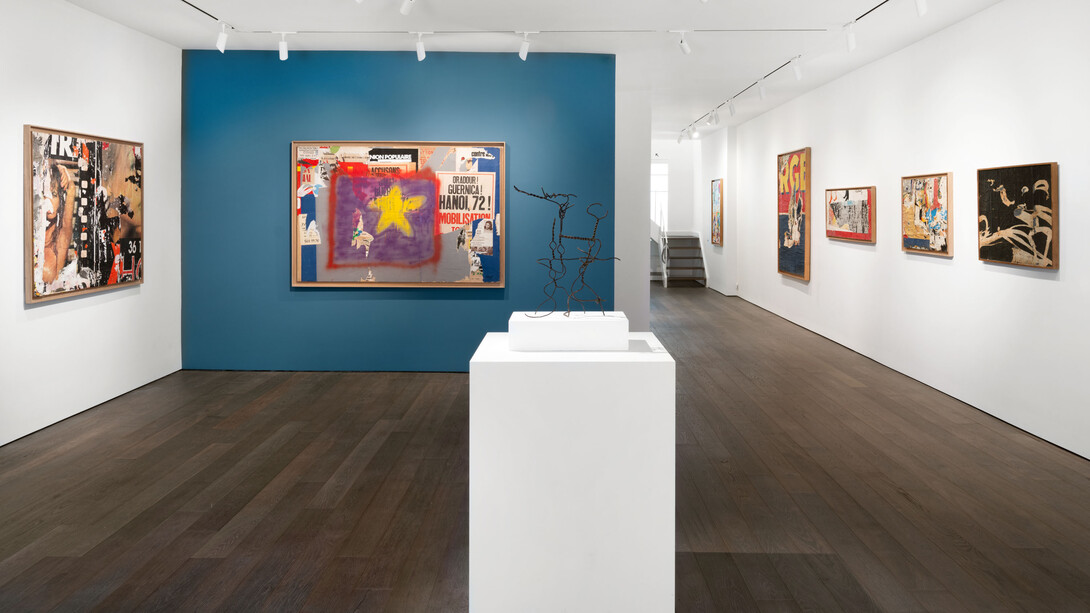 Jacques Villeglé, The french flaneur, exhibition view. Courtesy of Fleiss-Vallois Gallery