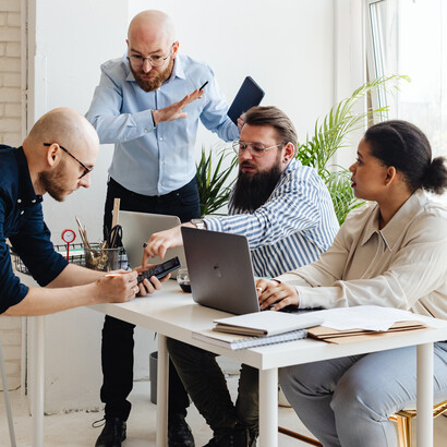 Gestor insiste de forma inadequada com projeto em execução